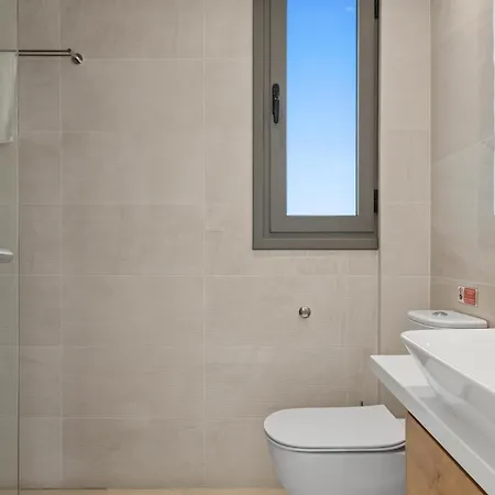 Villa Serenity Waves 2 Larnaka