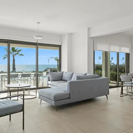 Villa Serenity Waves 2