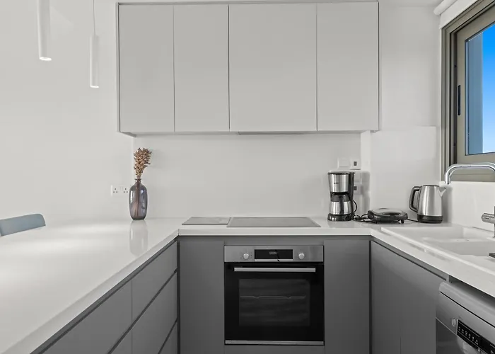 Serenity Waves 2 Villa Larnaca