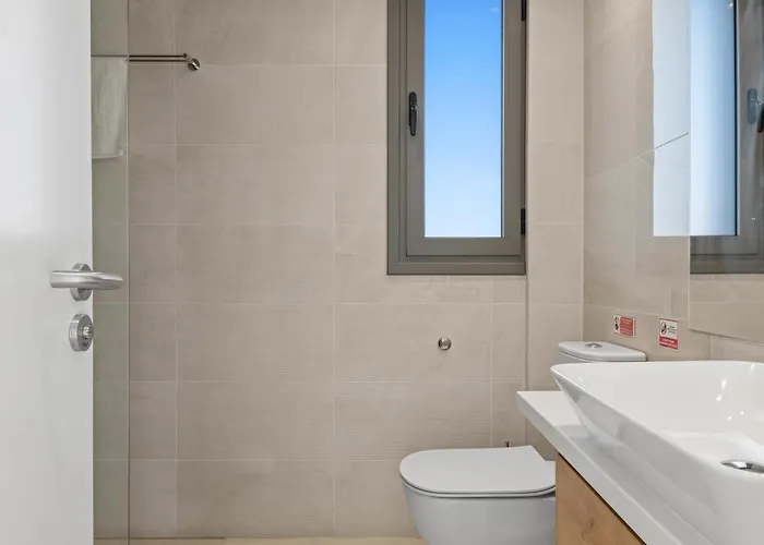 Villa Serenity Waves 2 Larnaca